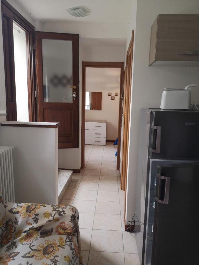 Ferienwohnung Bilocale Francesca Erba Exterior foto